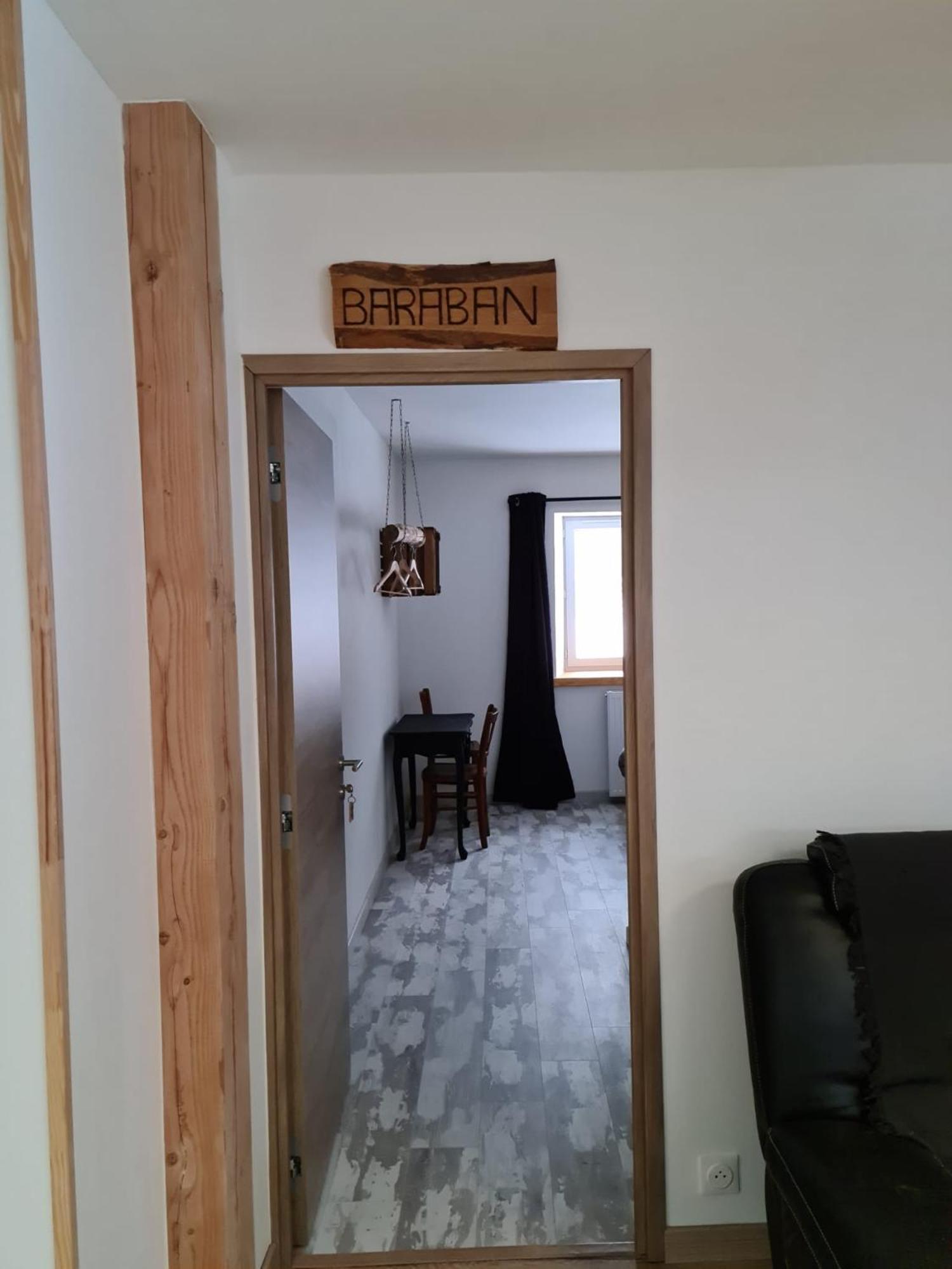 Chez Perlette Panzió Merle-Leignec Kültér fotó